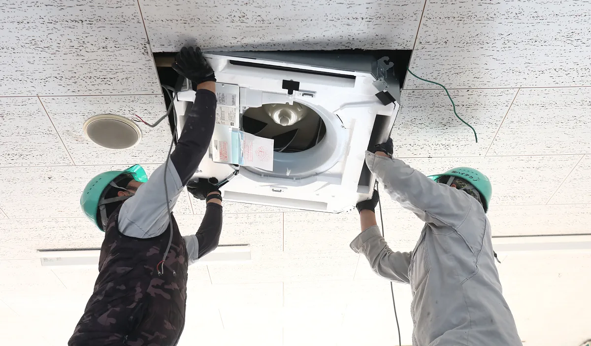 工事開始(設置・交換作業)